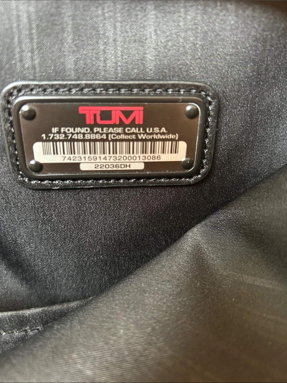 TUMI Alpha 2 22036DH Wheeled Garment Bag Black Nylon Rolling Suit Carrier
